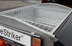 IceStriker™ 380 Posypywarka ze stali nierdzewnej do pickupów, pojazdów UTV