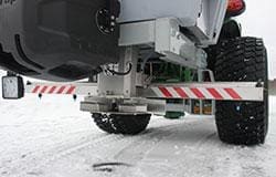 IceStriker™ 600TR-1000TR Posypywarka kombi do traktorów i ładowarek